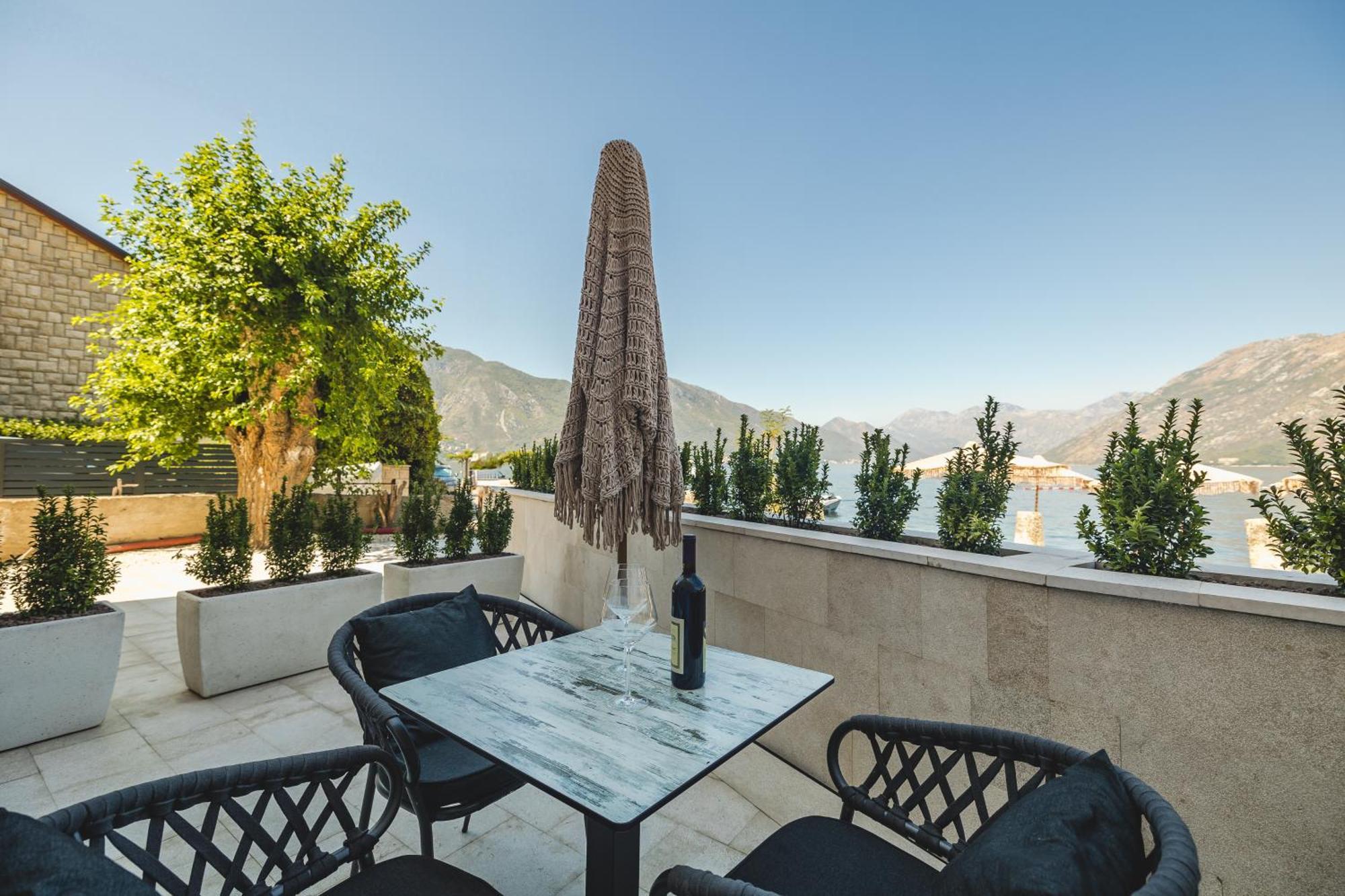 Hotel Palazzo Del Mare - Essenza Kotor Exterior photo